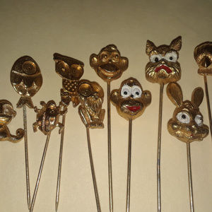 Animal Pins, 131 total